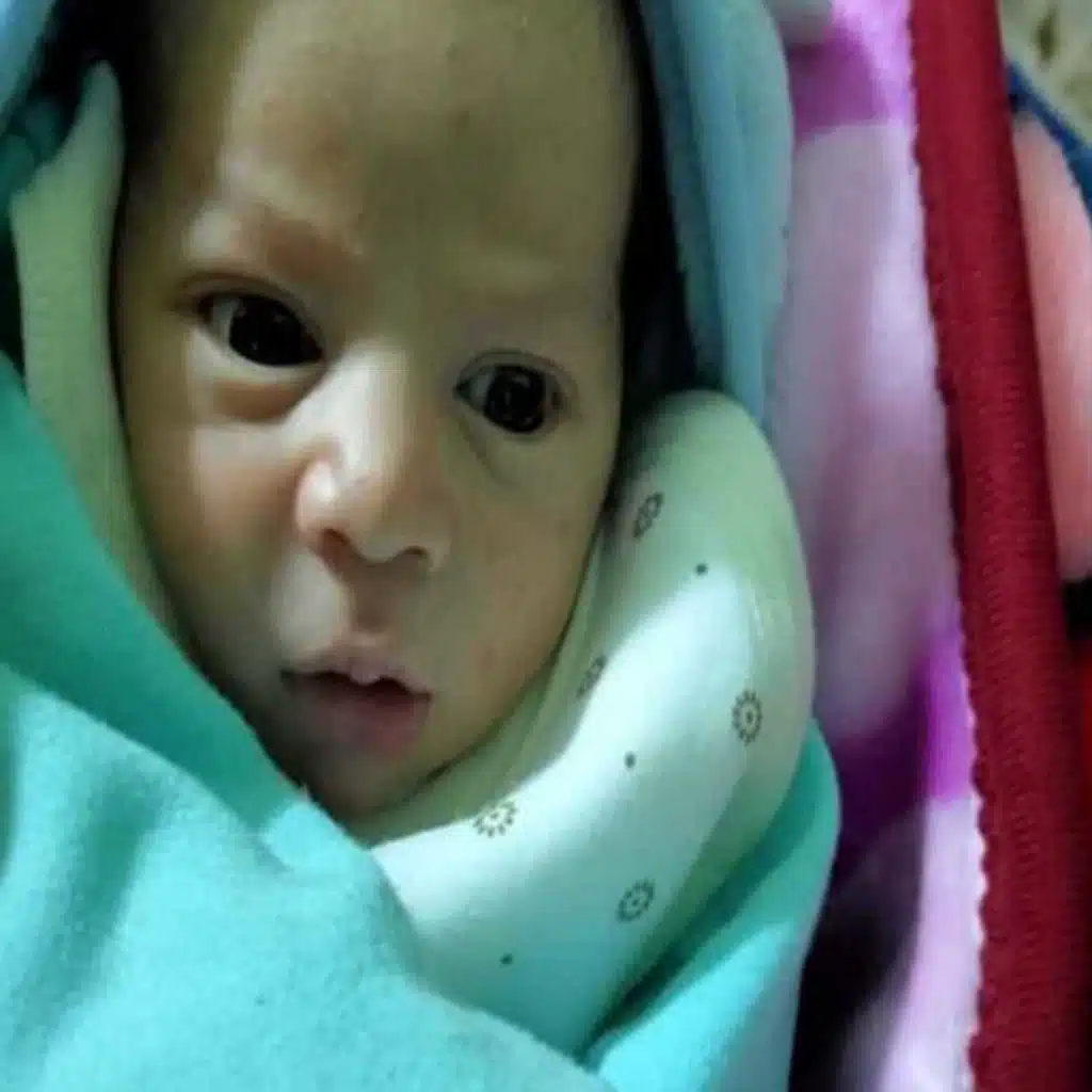 خطف رضيع من حضن أمه داخل مستشفي بالقاهرة 