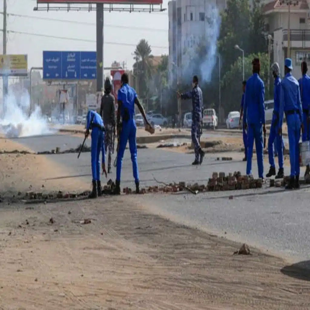 السودان : تظاهرات وأحتجاجات وقطع الطرق بسبب تردي الأوضاع الاقتصادية 