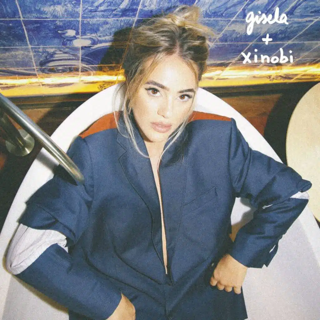 Xinobi & Gisela João