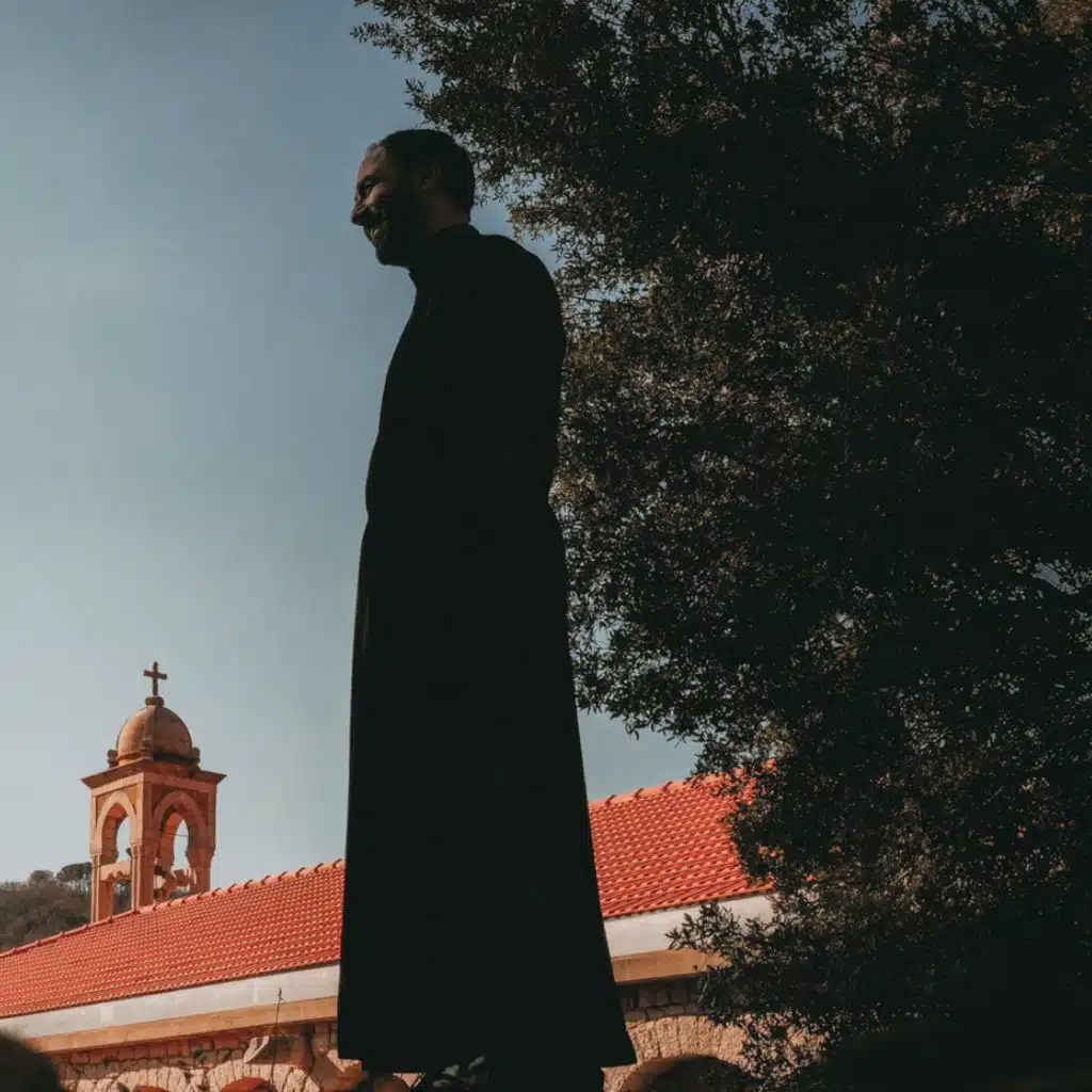 ها هوذا الختن