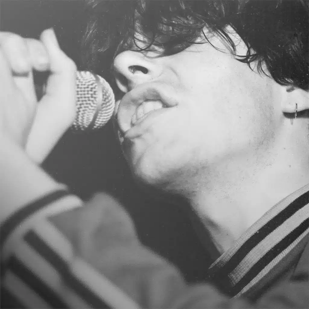 Here Comes a Soul Saver ((Hultsfred Festival, Sweden 1997))