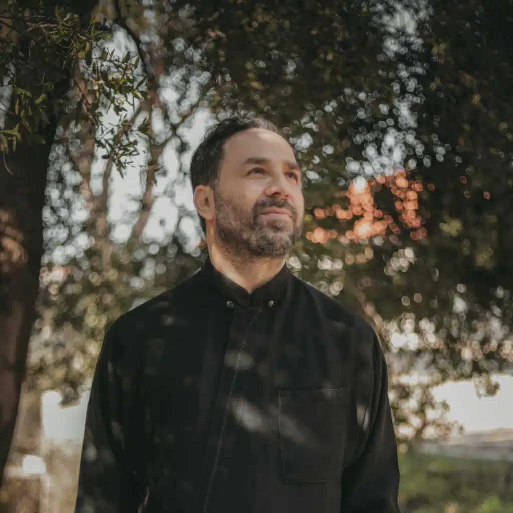 يا شربل صلي عنّا بالإشتراك مع كلير خوري