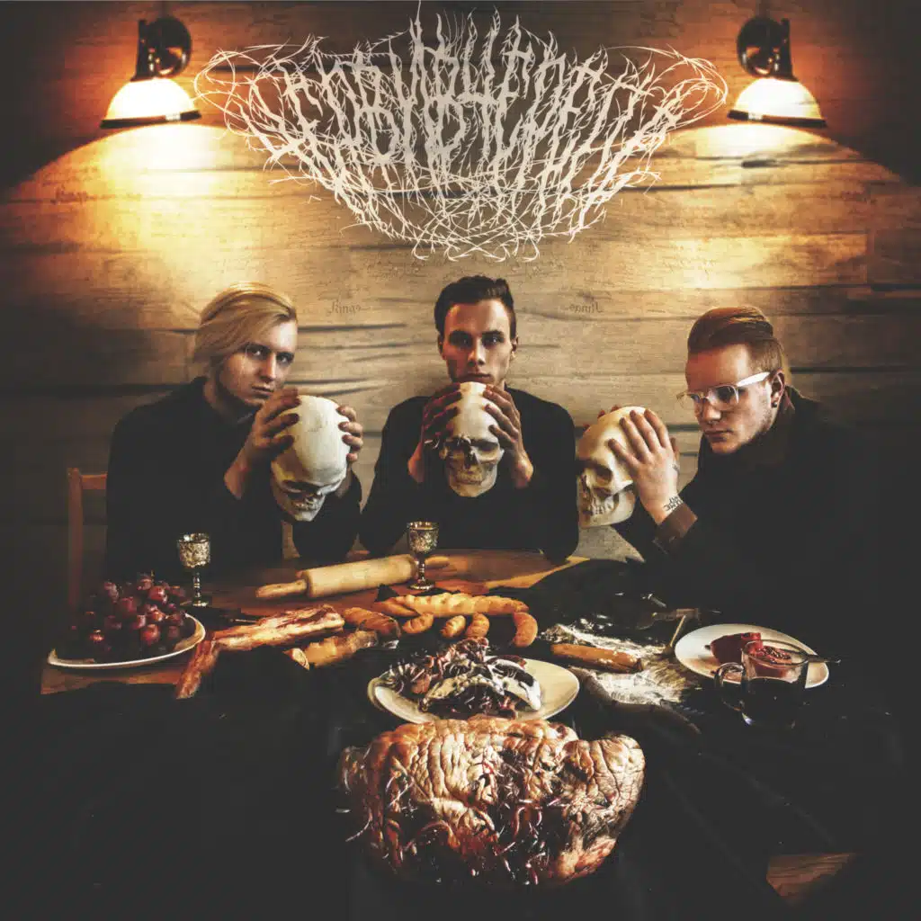 черви в черепе