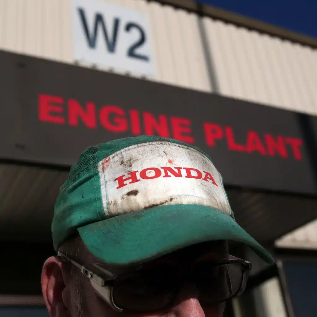 Car makers sound alarm over Brexit