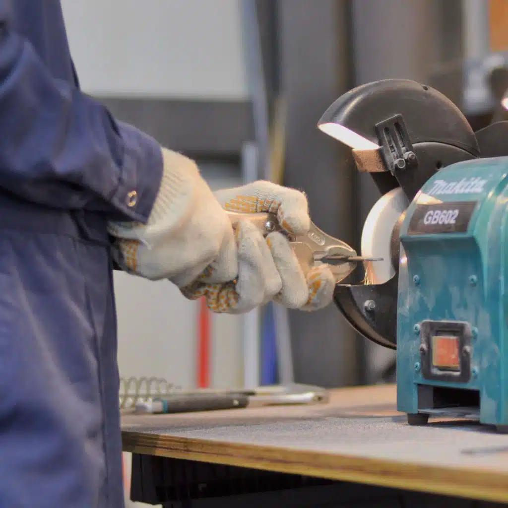 ح7: شيماء الغيلاني ومبنى المليون ريال