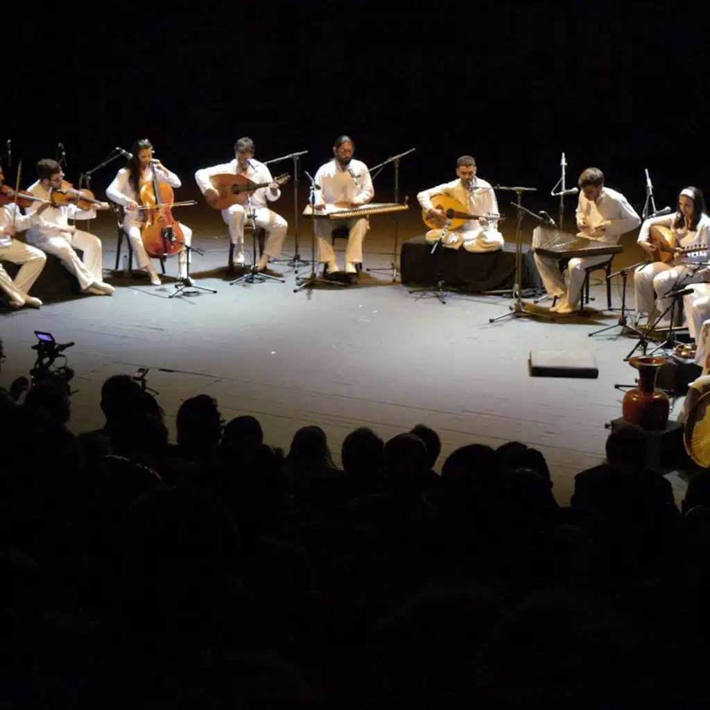 الحلقة 27 من بودكاست النادي مع الأستاذ مصطفى سعيد و نظرية المقامات الموسيقية