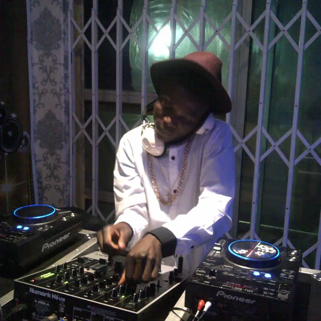 NOBLE THABO LA-DEEP FUNK