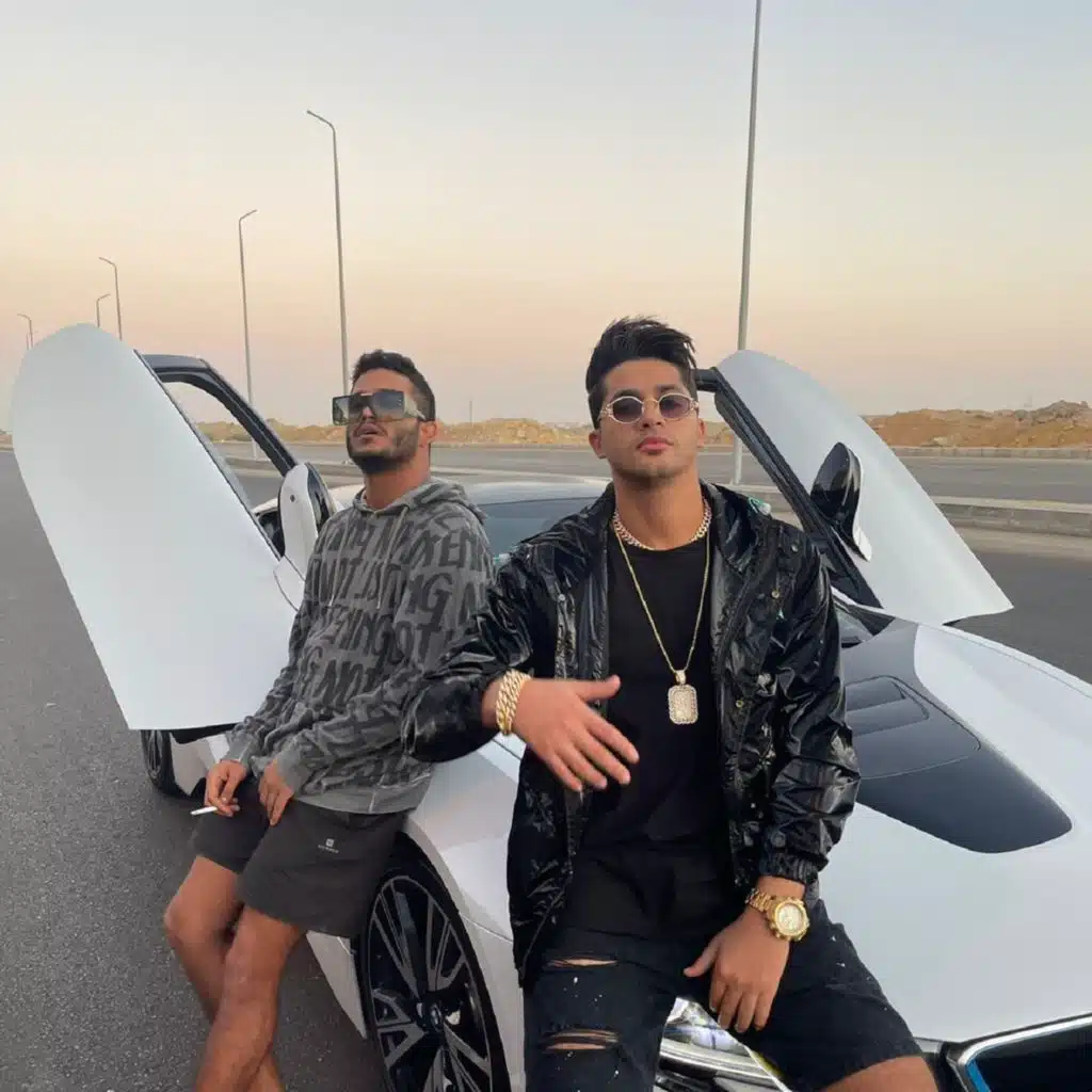 بطل (مع ليل بابا)