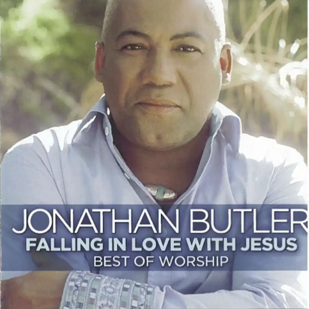 Love Never Fails (Falling In Love With Jesus Album Version)