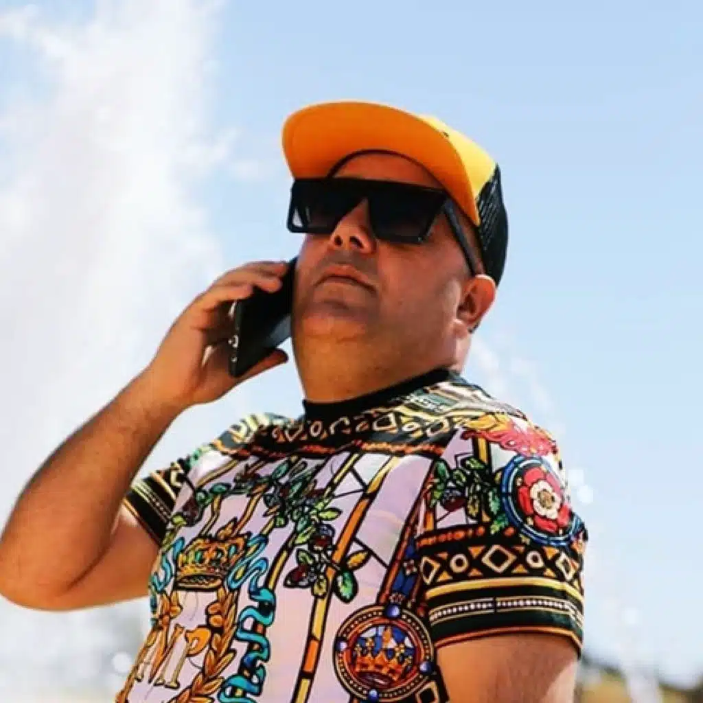 Ana Ngadem W Hiya Twakhar (feat. Mito)