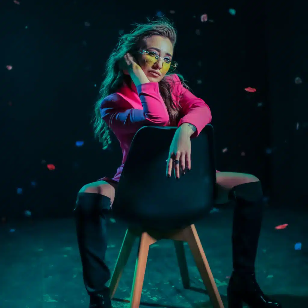 الحب الحب /  فيكي