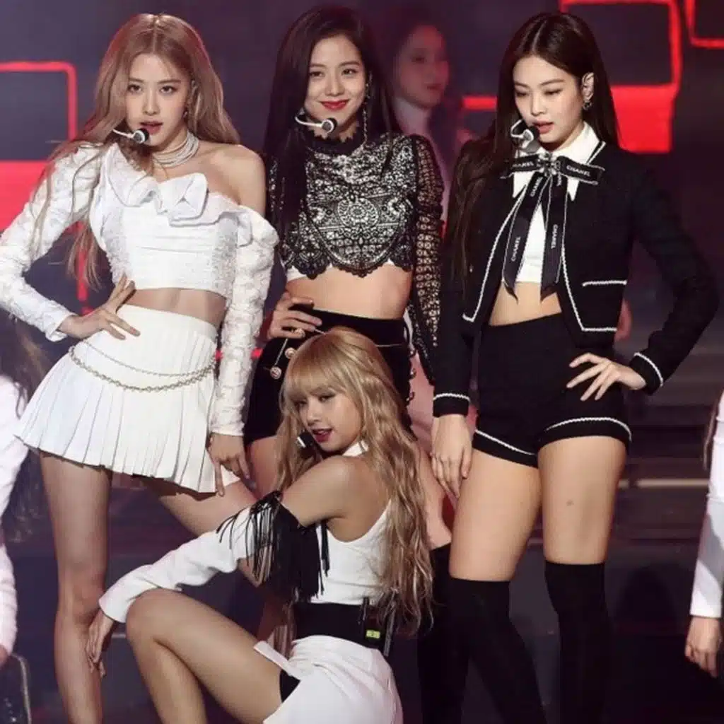 Black Pink - nhóm nhạc xuất thân “trâm anh thế phiệt”, ai giàu hơn ai?