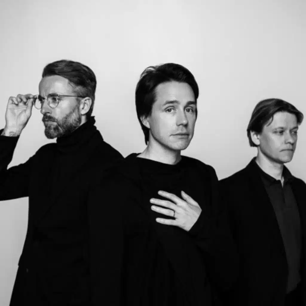 ※ Garbage - Vow X Mew - Snow Brigade