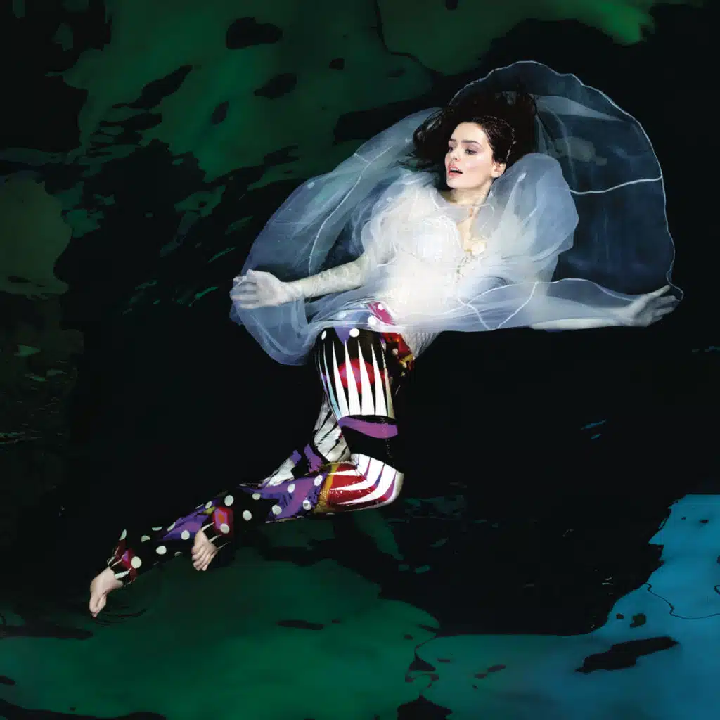 Yalnız Kalpler de Atarlar