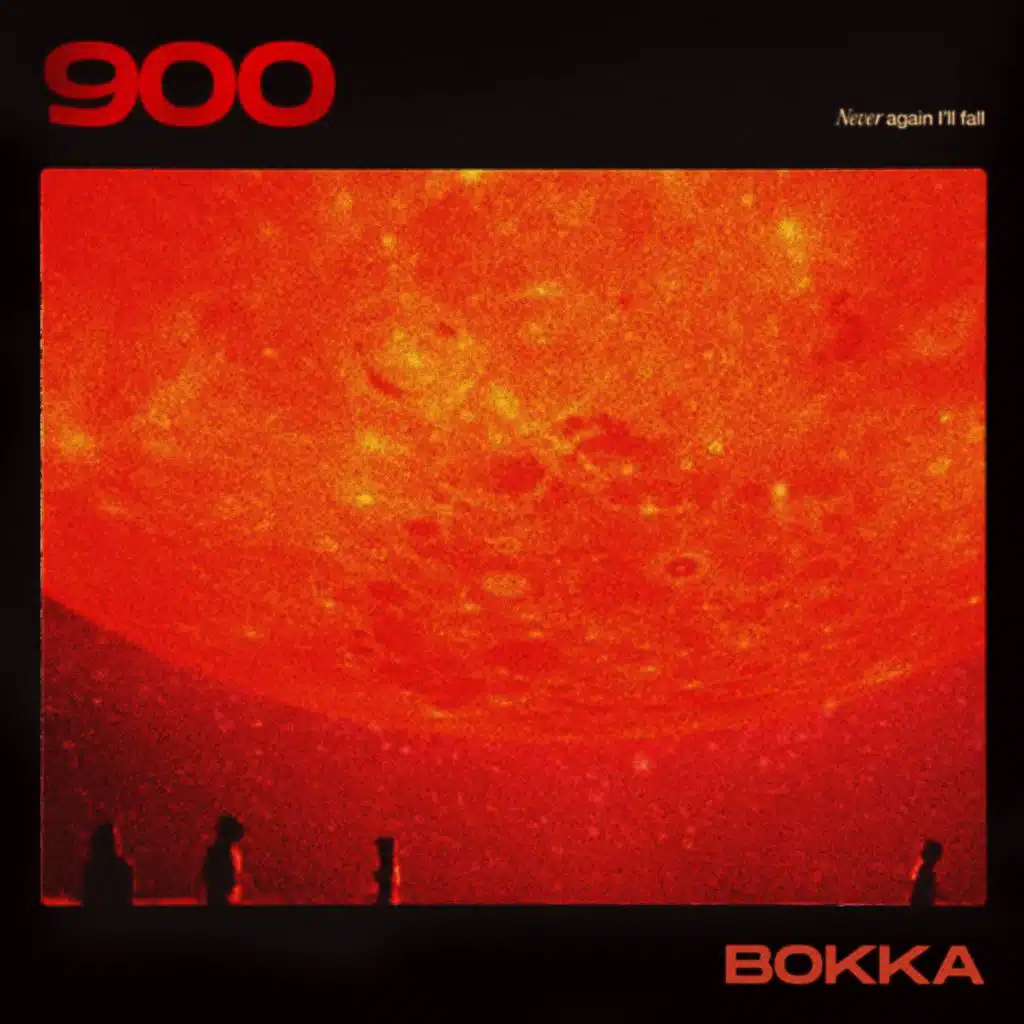 900