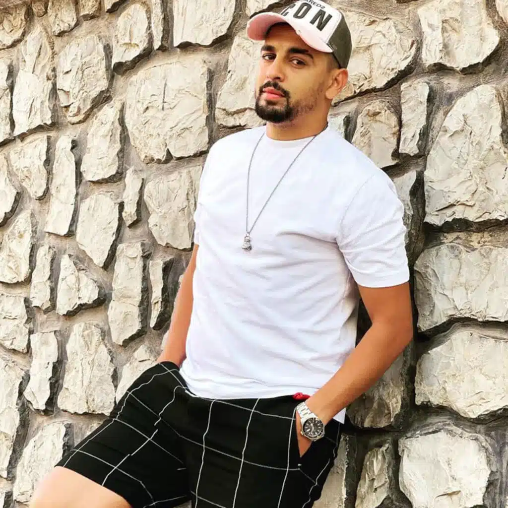 Cha Daret Fiya (feat. Mounir Recos)