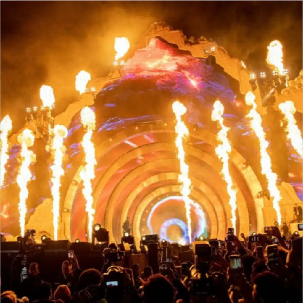 EP 82: The Greatest Trick Travis Scott Ever Pulled (Feat. James Healey & Griftsh0p) - PART 1/2