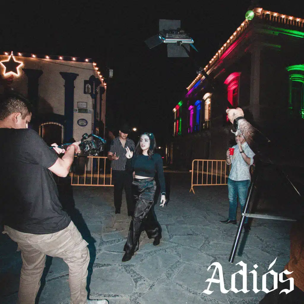 Adiós (feat. René Silva & Roberto Luna)