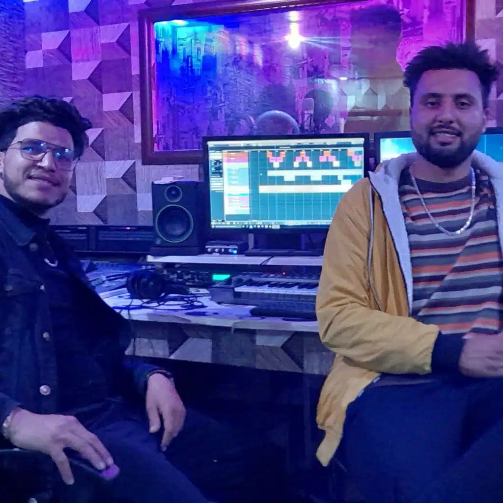 AMARIS (feat. SALISSA)