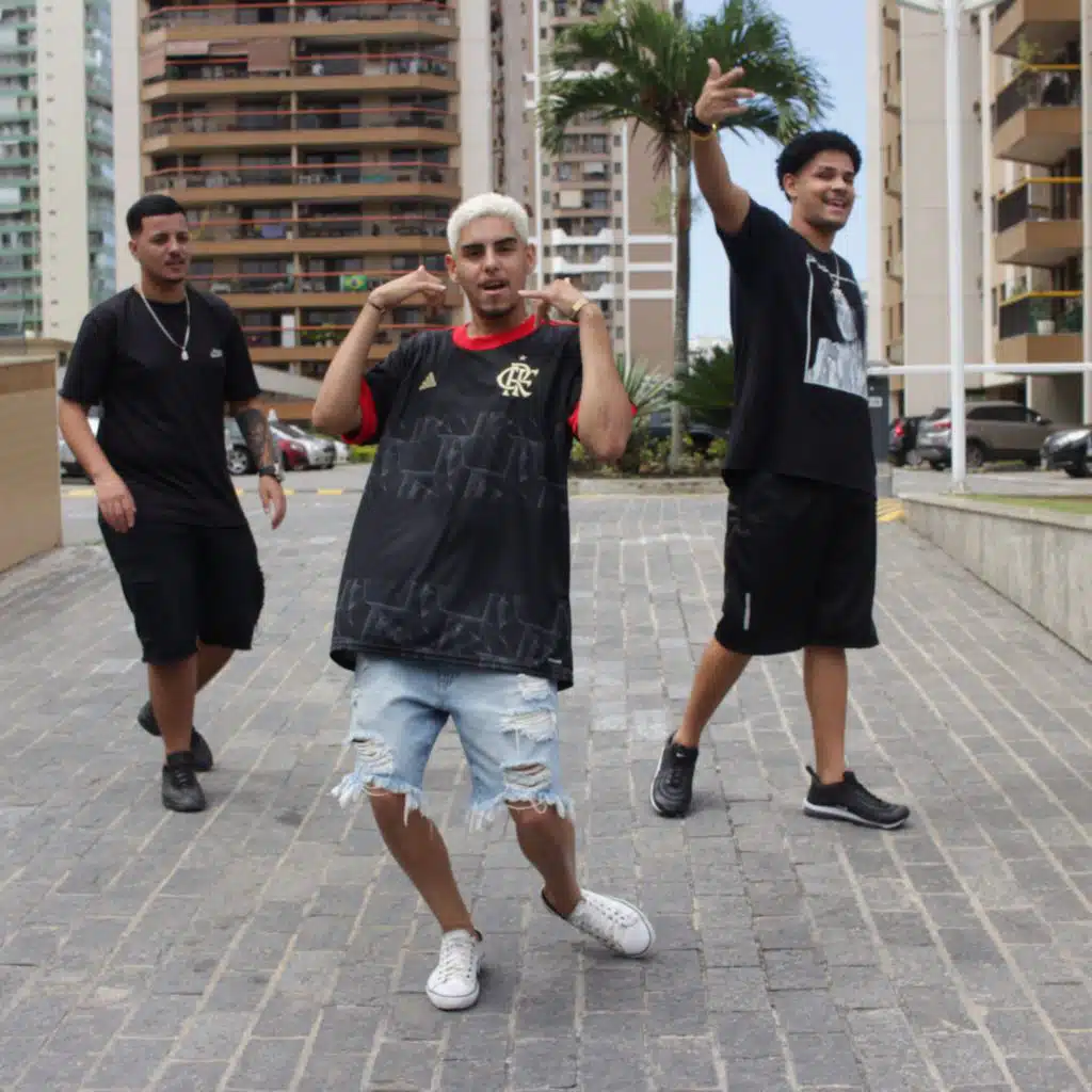 Cash Money (feat. Kanzaki & Wj)