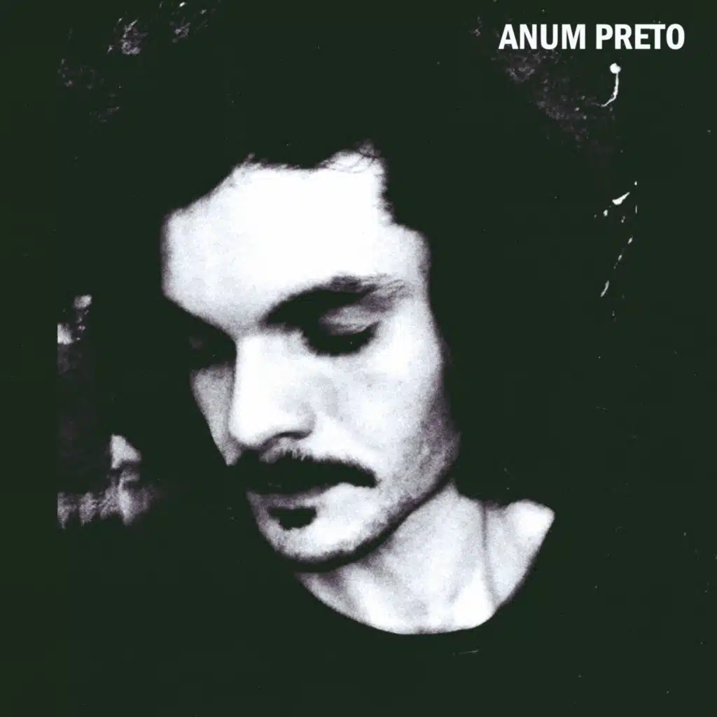Anum Preto