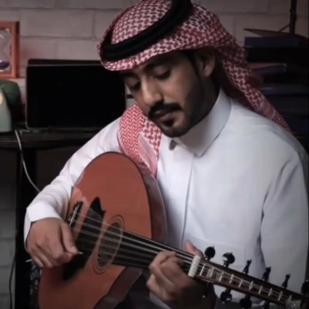 في سحابه على متن التمني