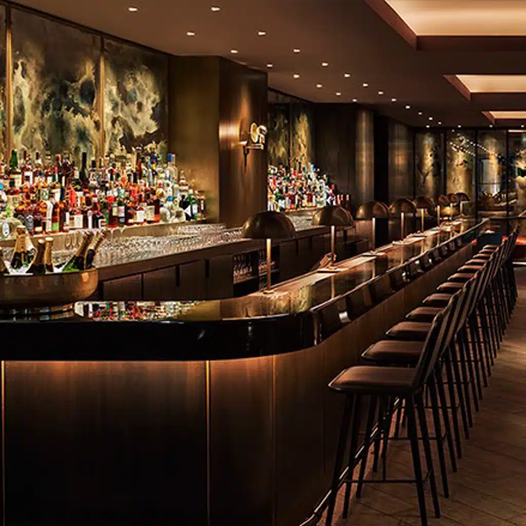 hotel bar 🍹