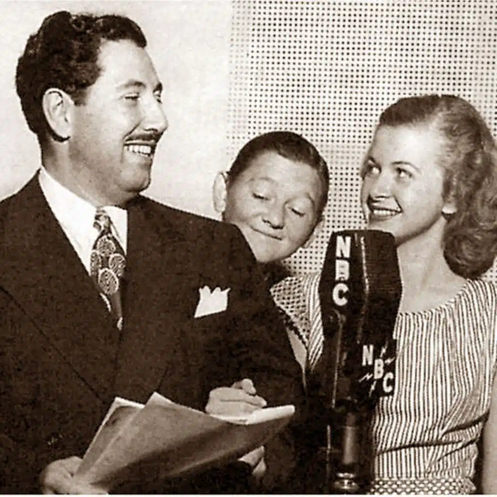 Classic Radio Theater for December 23, 2021 Hour 2 - Christmas at the Gildersleeve home