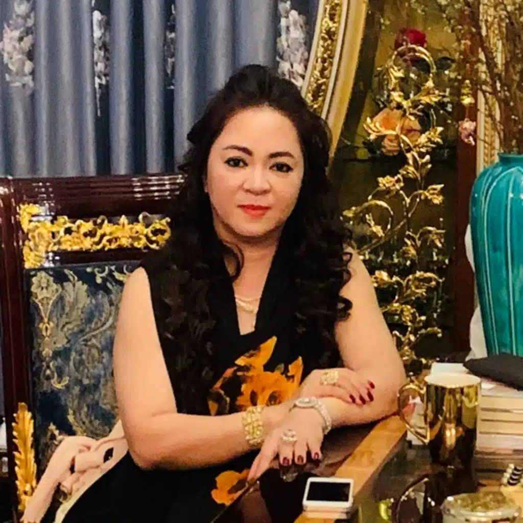 Bà Phương Hằng không phục khi Hoài Linh thoát tội ‘ăn chặn’ từ thiện, quyết kiện đến