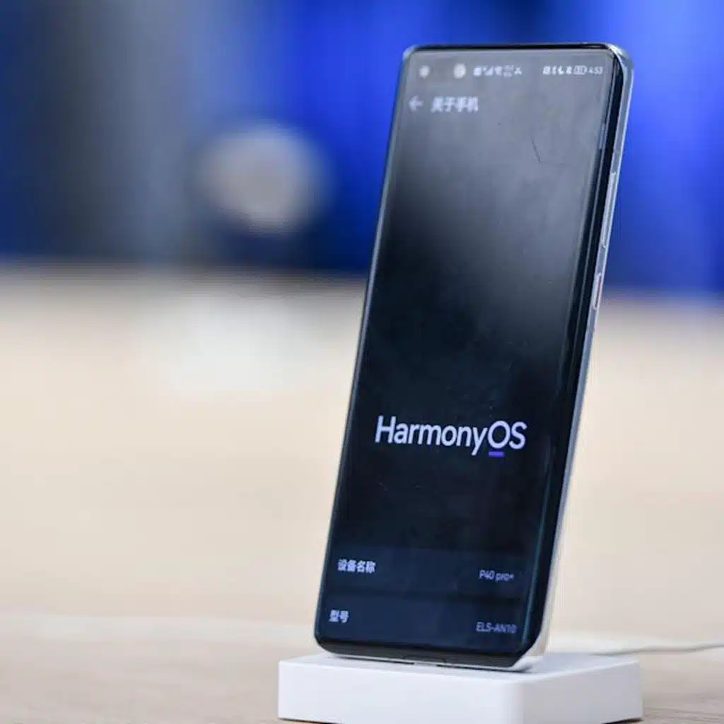 Huawei Launches New Operating System for Phones (03.06.21)