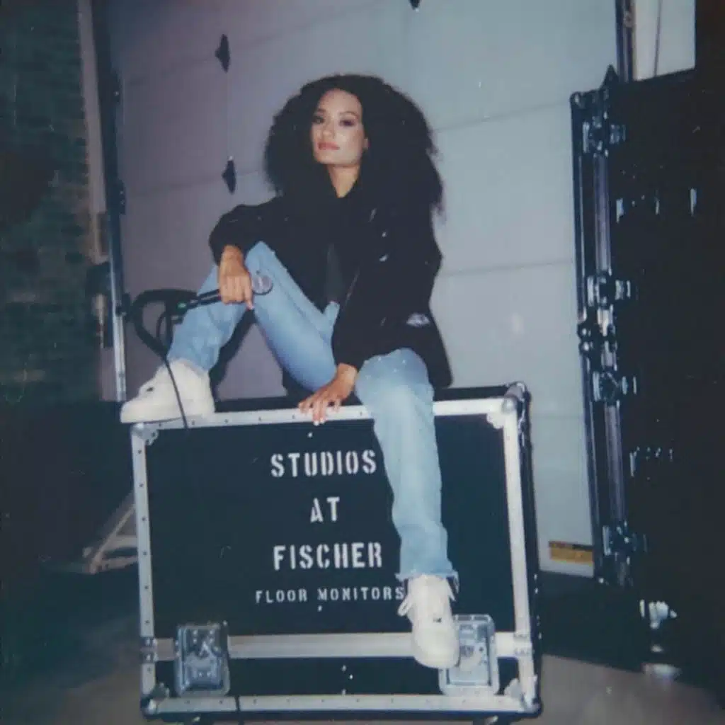 Yancyabril Live From Studios at Fischer