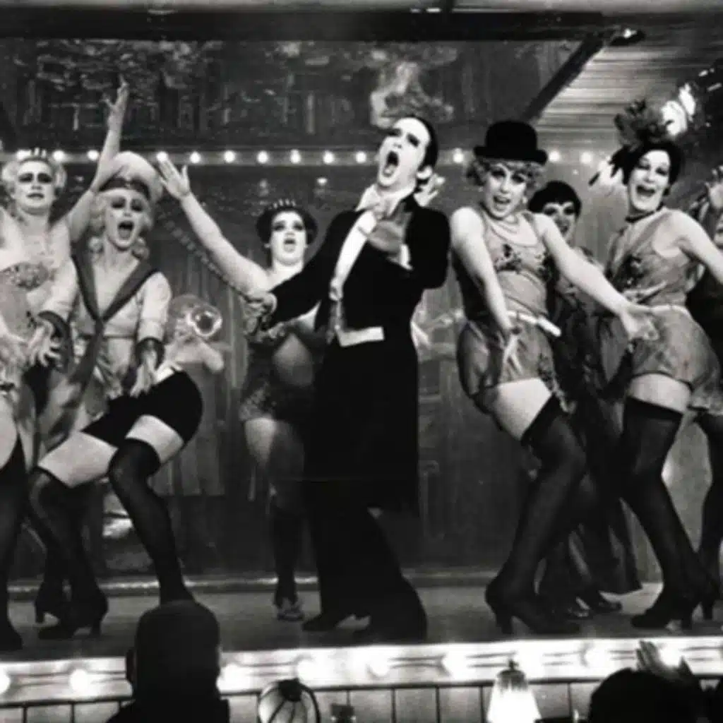 اپیزود نخست: کاباره‌های تاریک