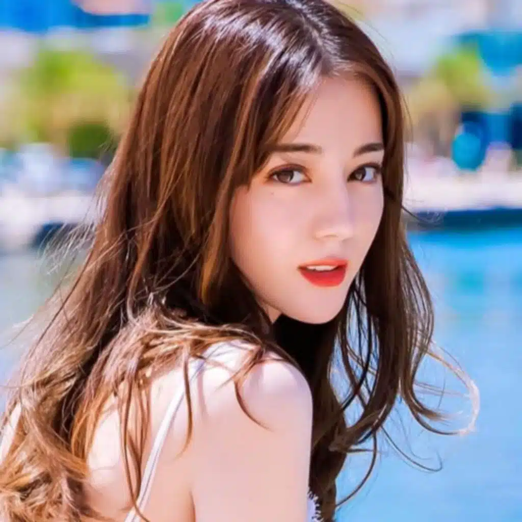 Cúc Tịnh Y và Địch Lệ Nhiệt Ba cùng mê mệt một nam thần trong làng giải trí, người ấy là ai?