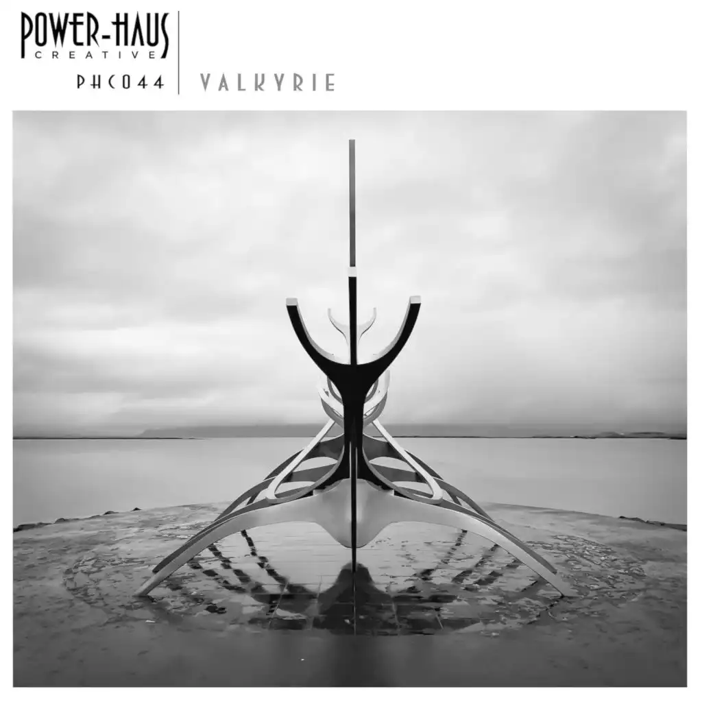 Power-Haus & Sebastián Pecznik