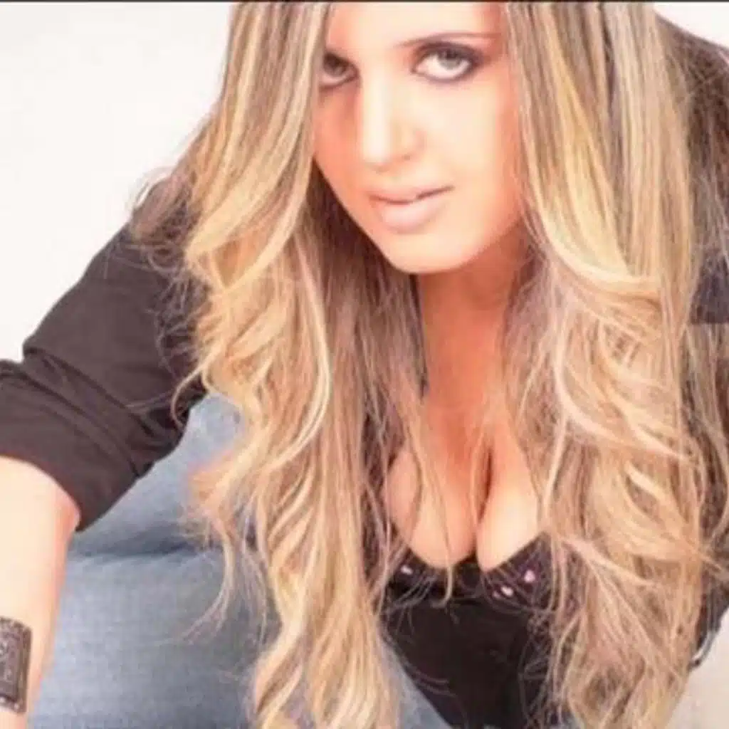 ياللي بيك عايش حياتي