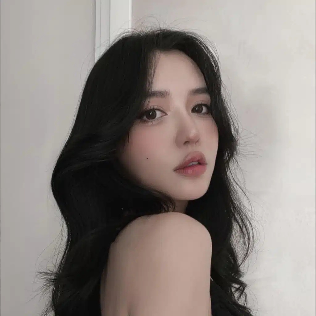 Bích Phương đạt thành tích khủng, trở thành nữ nghệ sĩ Vpop thứ 2 cán mốc 1 tỉ view trên YouTube