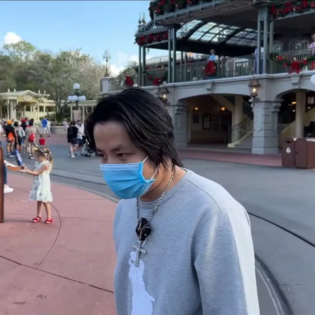 Khoa Pug tiếp tục “mất tích” 3 tuần, nghi bị đe doạ lần 2, mất 35 tỷ nhưng nhận về 1 thứ quan trọng