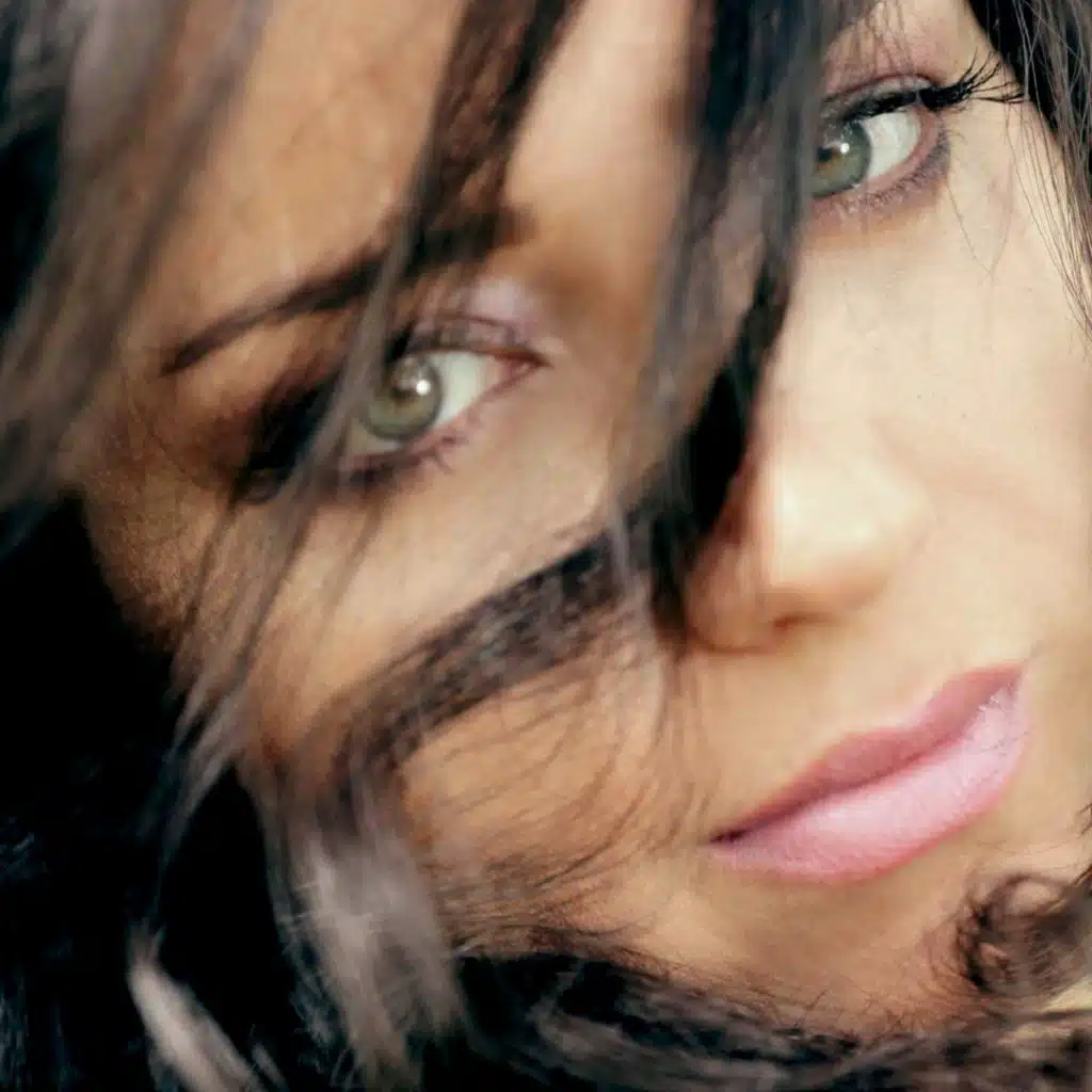 Ela Gözlüm (Akustik)