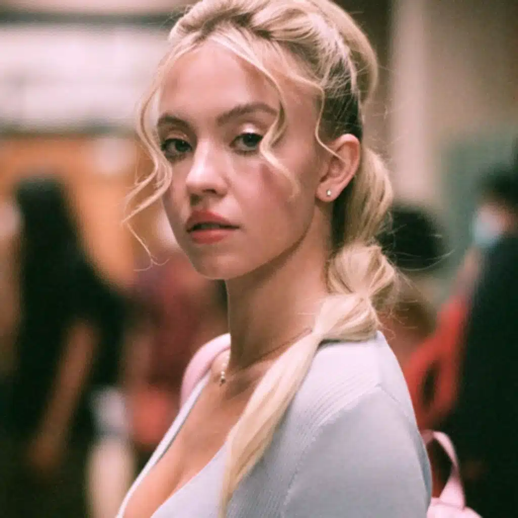 Girl Talk:Cassie Howard(Sydney Sweeney), Euphoria, Analysis: Does She Deserve the Hate? 