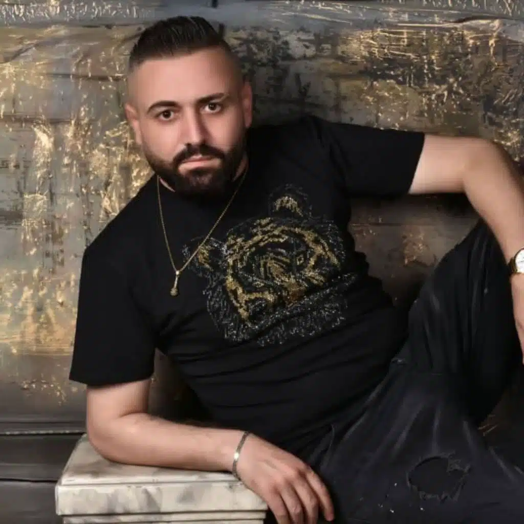 وعدني ما نفترق