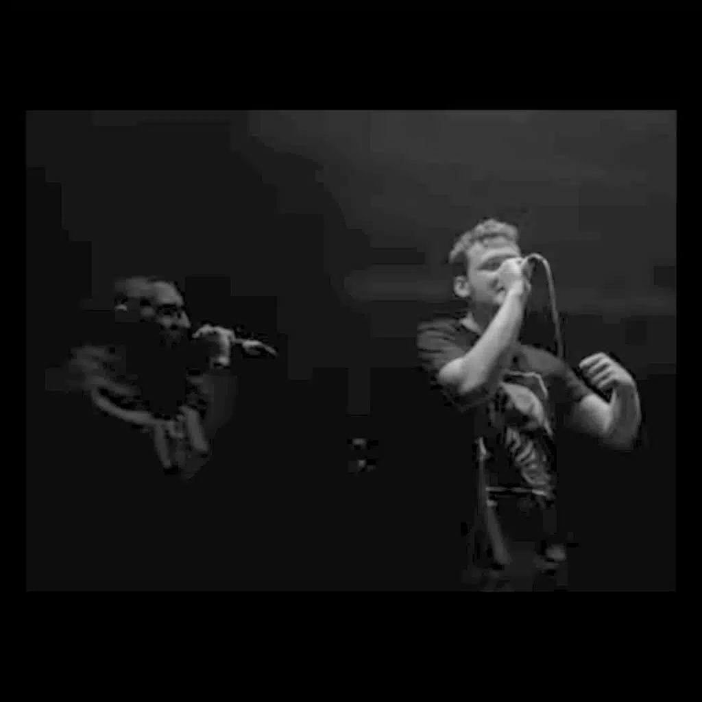 Prin Ap' Ti Sygkrousi (feat. AkroVatis)