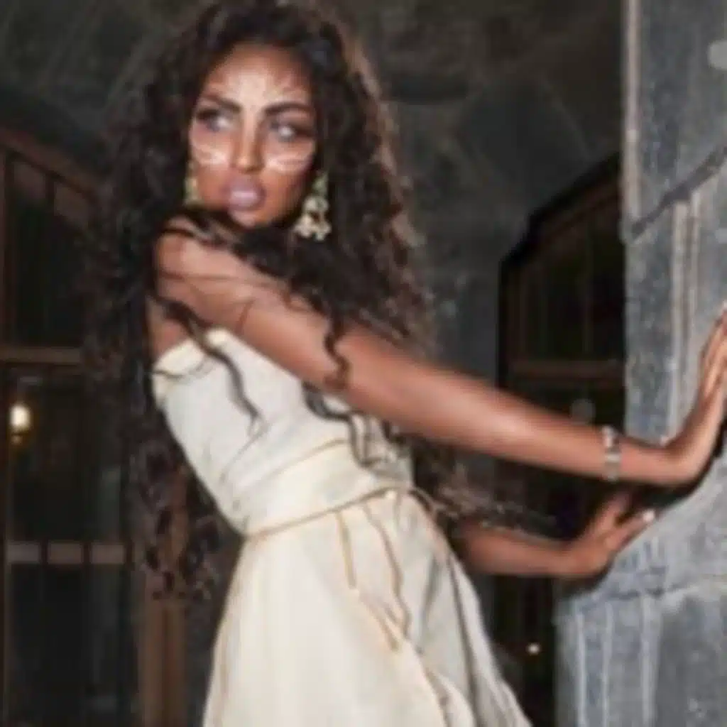 الخاتم احمر يماني