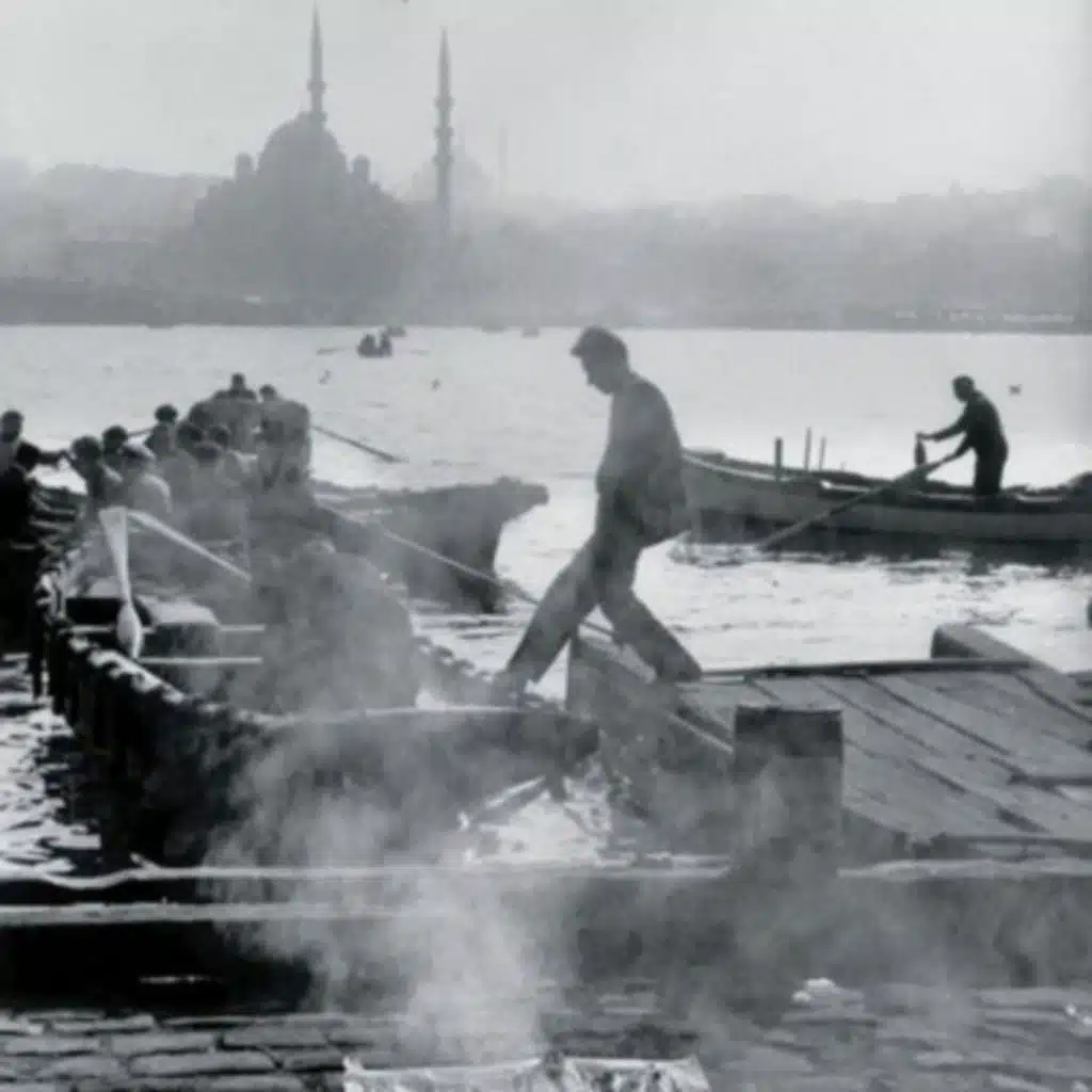 اپیزود هفدهم: شالی قرمز روی سنگفرش‌های گالاتا