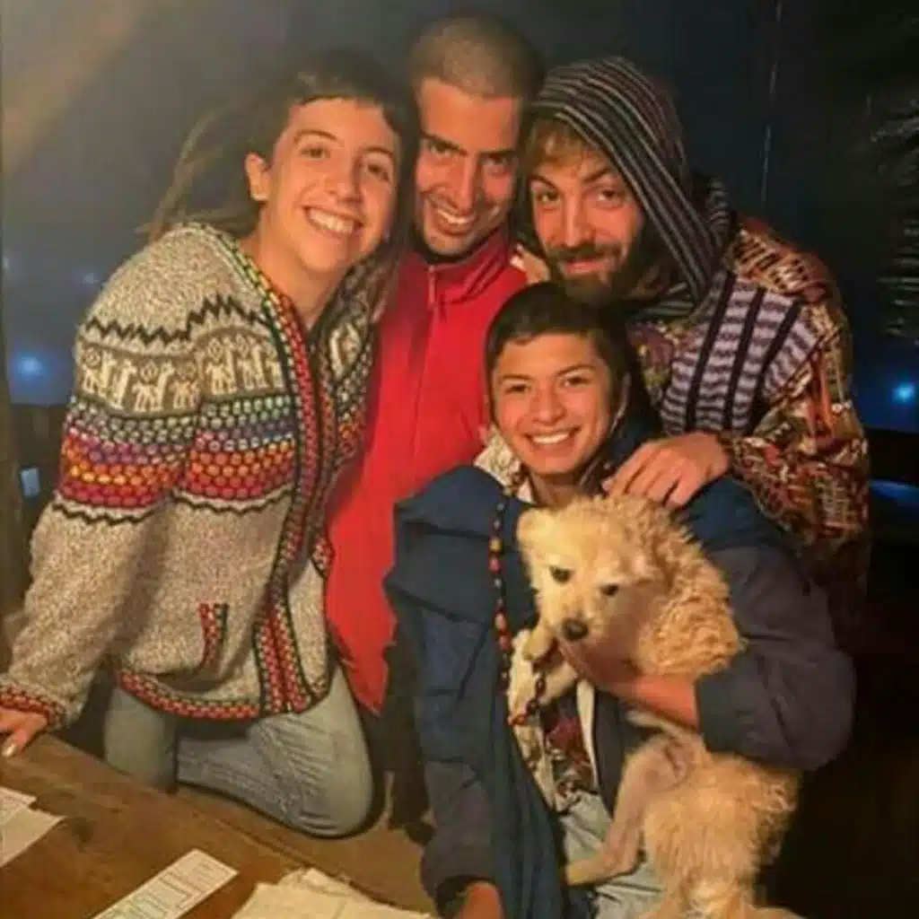 Sesiones de Cuarentena - Acústicos por el Mundo (Guatemala)