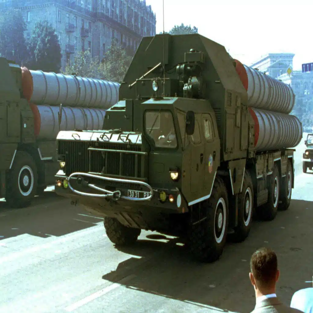 سلوفاكيا ترسل أكبر سلاح الي أوكرانيا ومخاوف من مهاجمه الجيش الروسي لها 