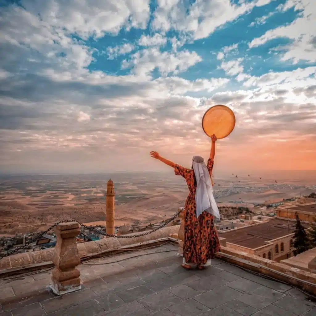 Reş û Spî (feat. Hirai Zerdüş)