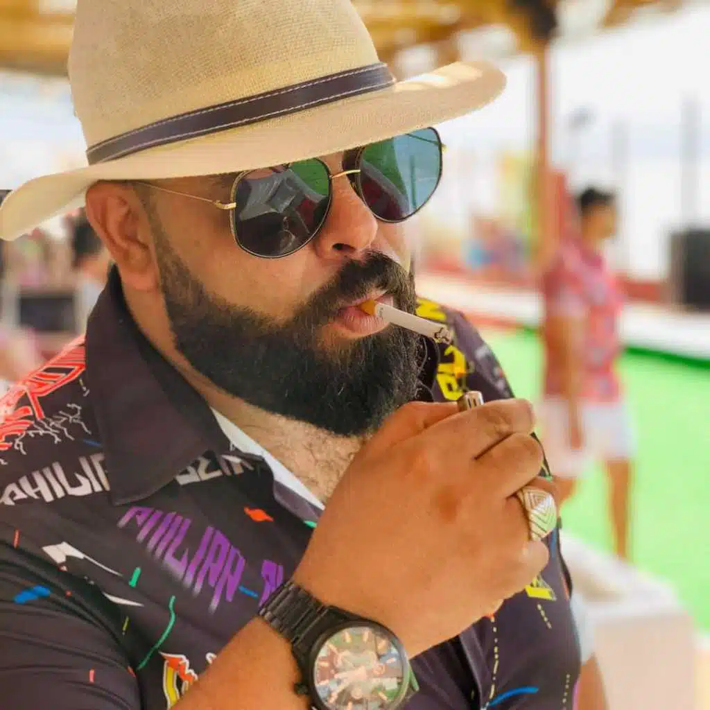 نتفكرها ونبكي