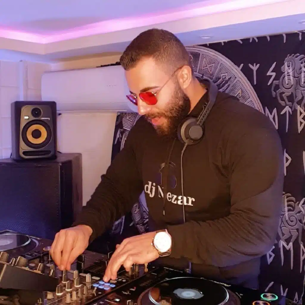 زمن العقارب ريمكس