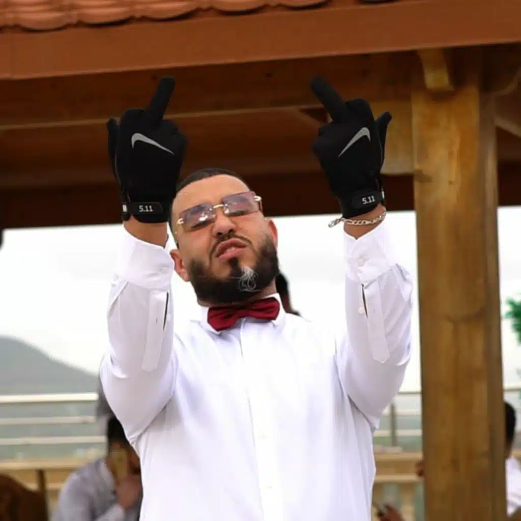 CENTRO DEL BARRIO (feat. DUMINIO)