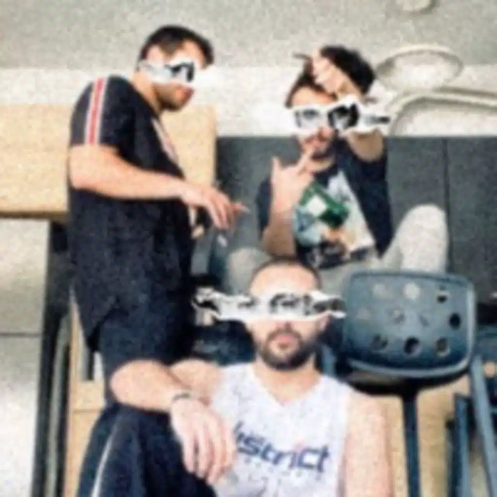 Untitled (feat. Tari)